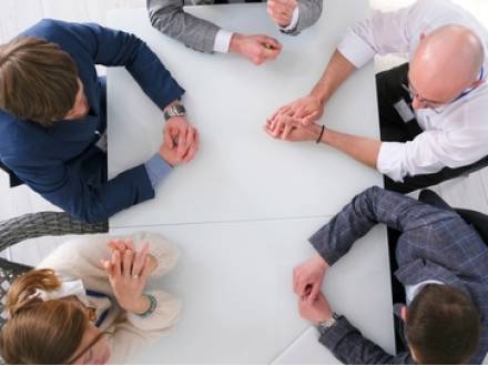 Wisconsin business contract dispute attorney for negotiation and litigation