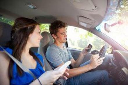 Milwaukee car accident attorney for distracted driving